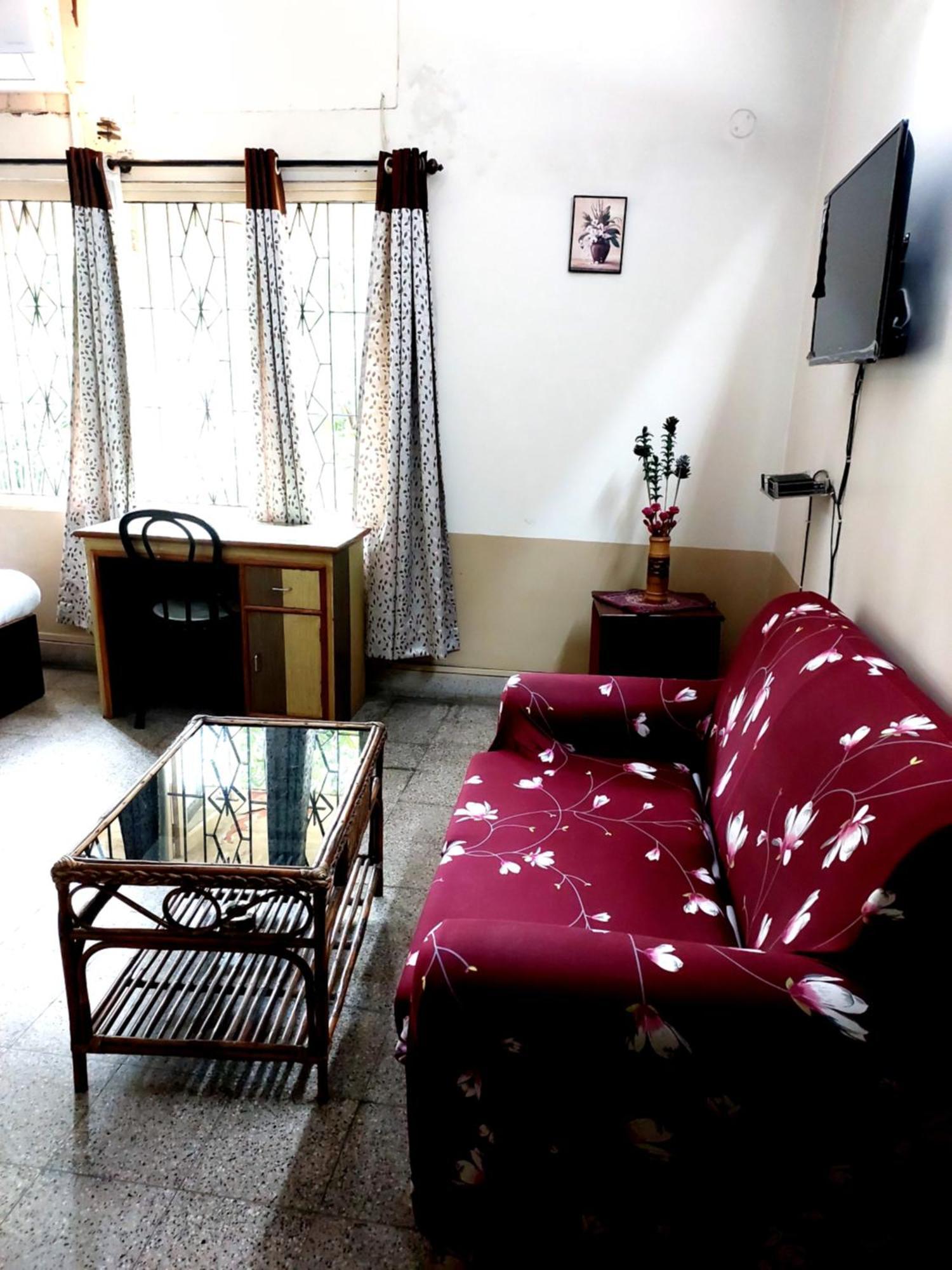 Riverview Guest House Guwahati Exteriör bild